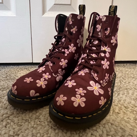 Dr Martens Page Meadow Boots Size 7 - Picture 5 of 7